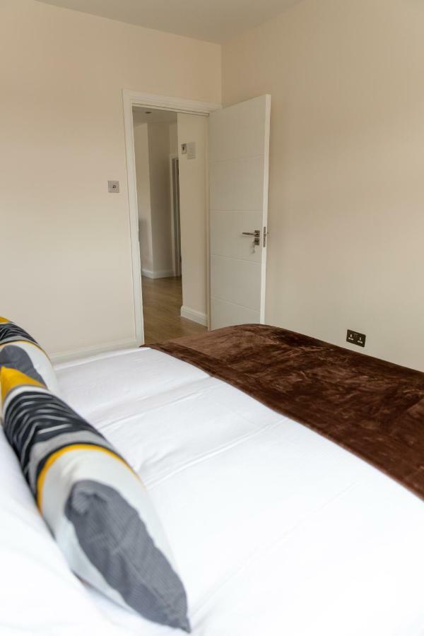 London Northwick Park Serviced Apartments By Riis Property Harrow Exterior foto